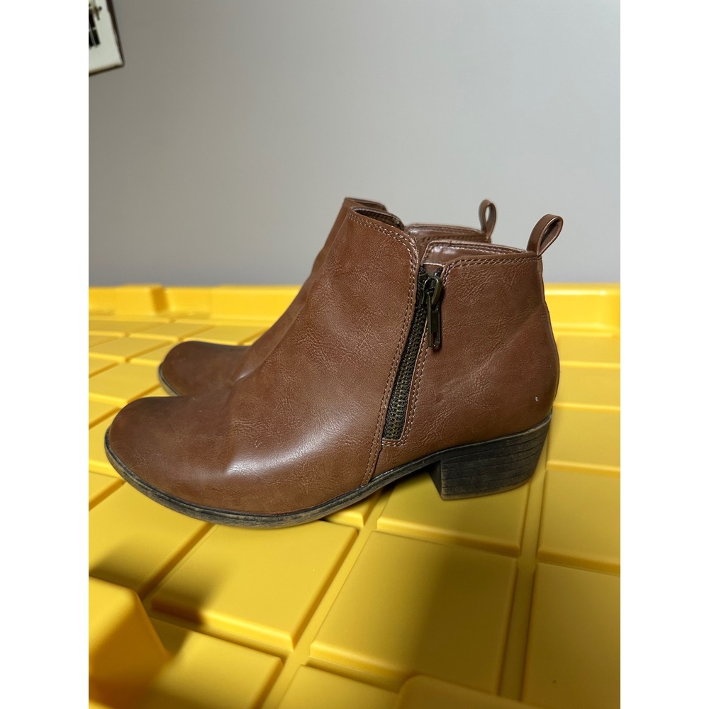 Dunes Dolly Brown Faux Leather Ankle Boots Side Zip Low Block Heel Womens 7M